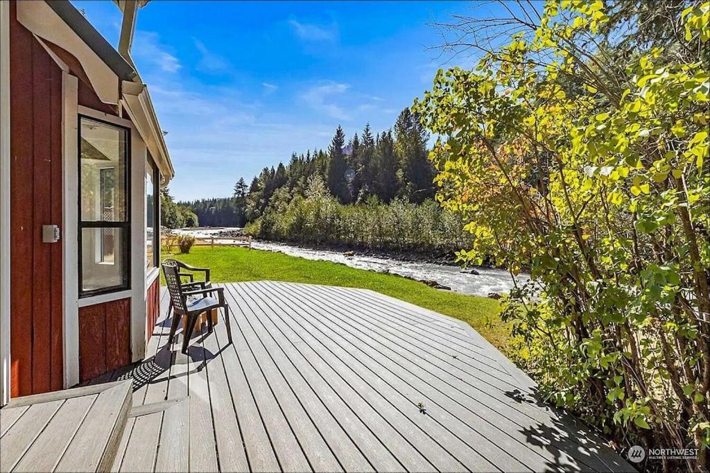 New: Steps From White River Near Mount Rainier National Park Greenwater Εξωτερικό φωτογραφία