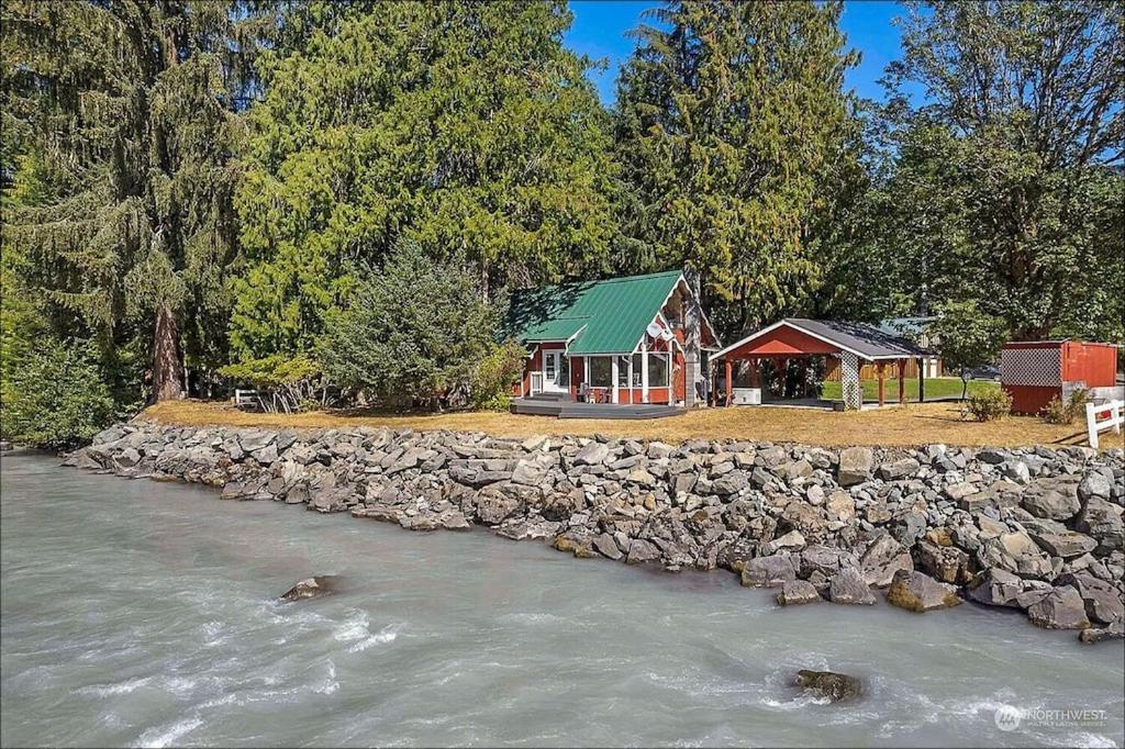 New: Steps From White River Near Mount Rainier National Park Greenwater Εξωτερικό φωτογραφία