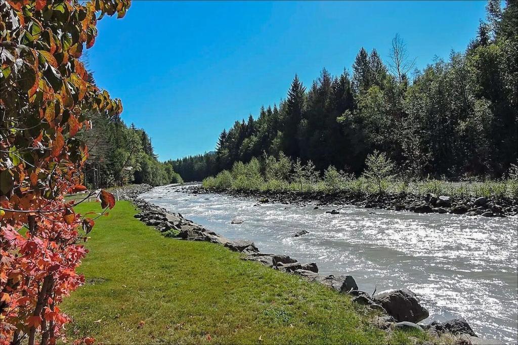 New: Steps From White River Near Mount Rainier National Park Greenwater Εξωτερικό φωτογραφία